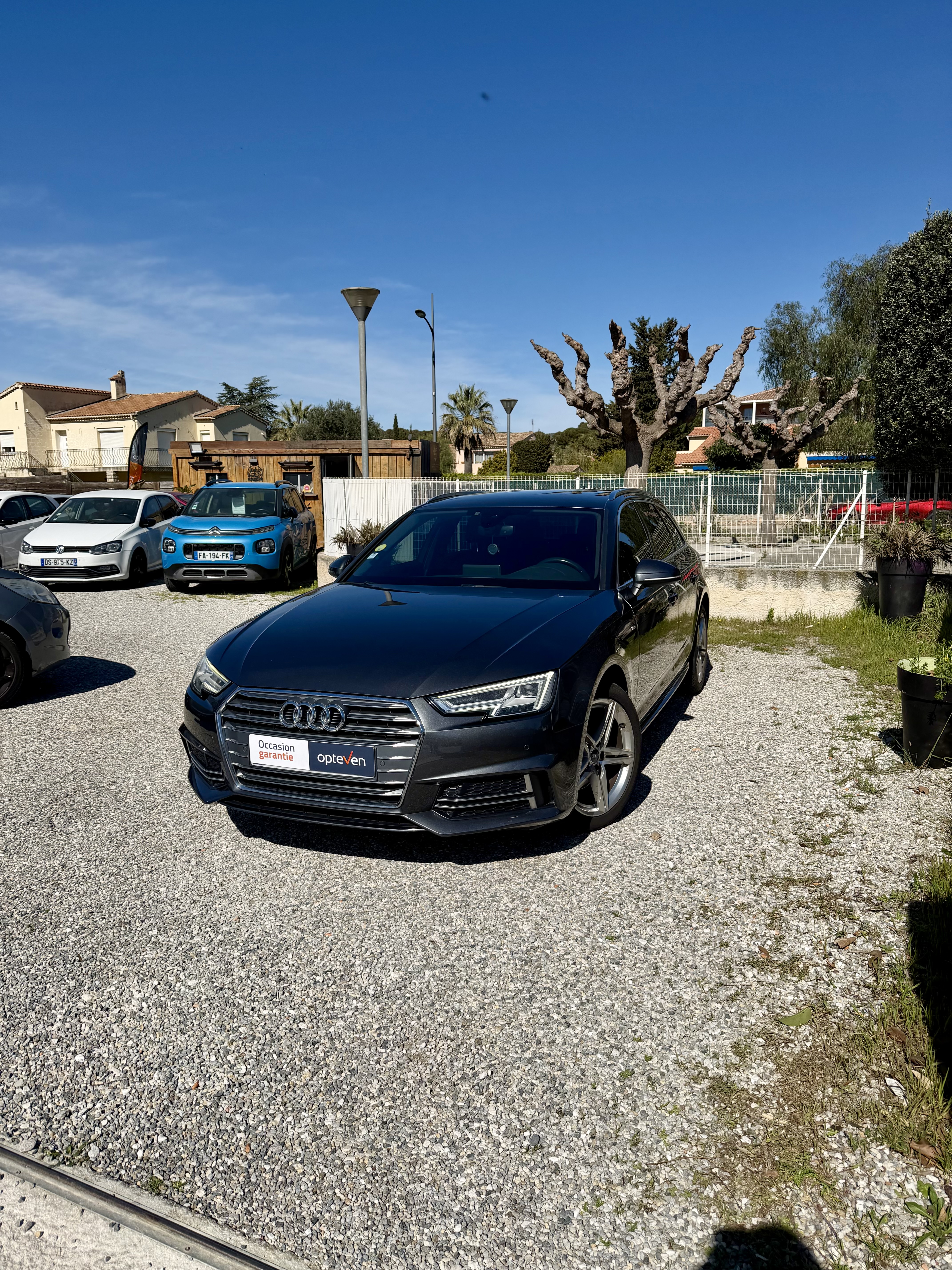 Audi A4 2.0 TDI 150 S-Line S-Tronic - Garantie 12 mois